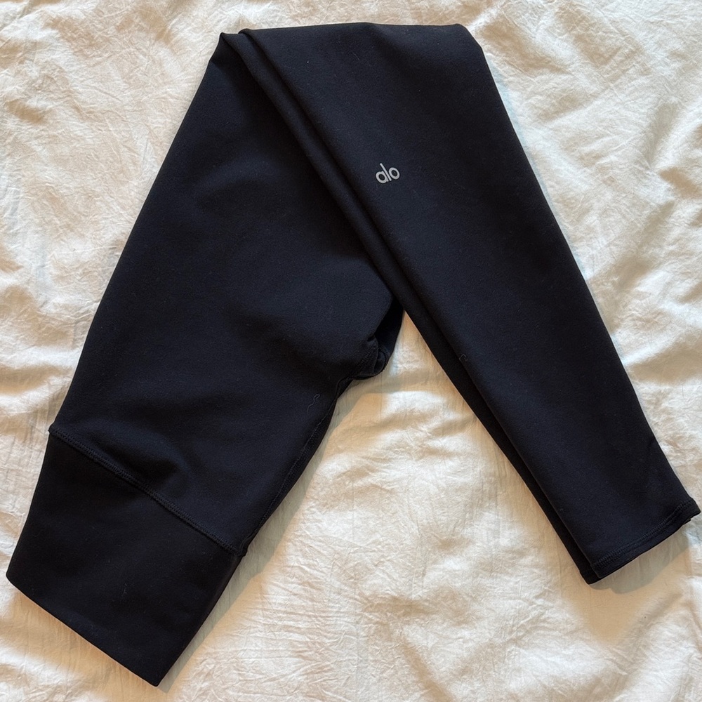 ALO Yoga  Black Leggings